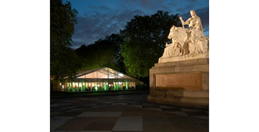 The Art Antiques London pavilion in Kensington Gardens can be an inviting prospect on summer evenings. Image courtesy Art Antiques London. 